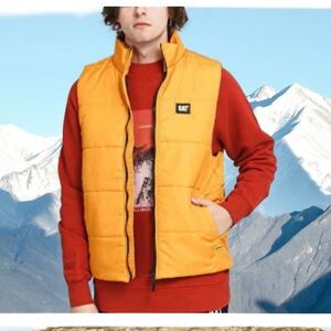CAT -Caterpillar Puffy Vest -Yellow-EUC-very little wear if any-no flaws -sz M​